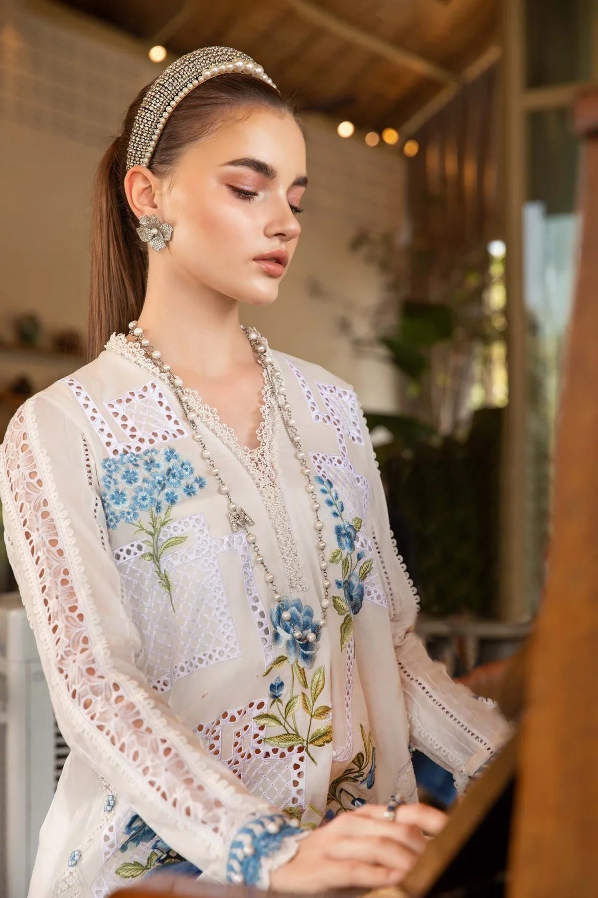 Maria.B MPrints Embroidered Lawn Unstitched 3Pc - SS Collection -MPT-2501-A